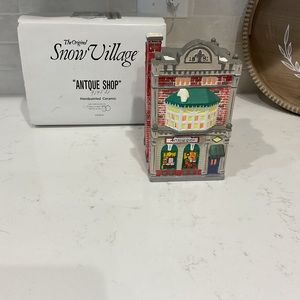 Department 56 The Original Snow Village “Antique Shop”